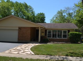 1007 Coach Rd, Homewood, IL 60430