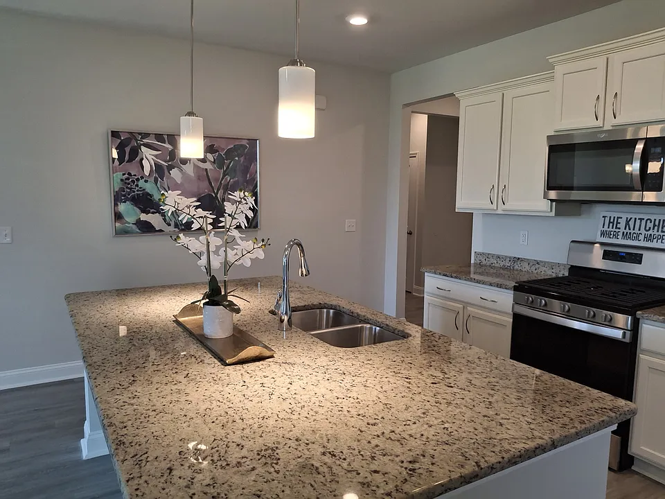 231 Walnut Grove Ct