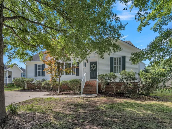 124 Creek Commons Ave, Garner, NC 27529