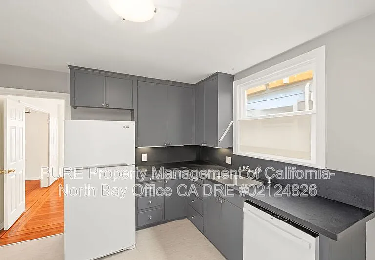 515 Eugenia Ave #515 — Photo 5