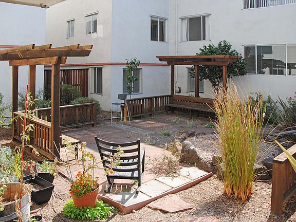 Common yard for the building. If you like to garden we can provide a space for vegetables.