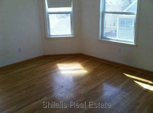 14 Underwood Park, Waltham, MA 02453