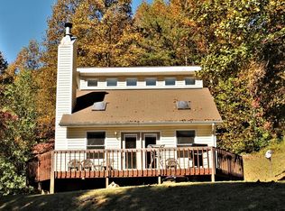 54 Big Cat Rd, Whittier, NC 28789