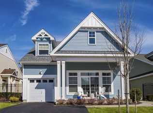 201 Sand Hills Ln, Medford, NY 11763