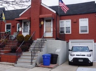 4825 54th Rd, Flushing, NY 11378