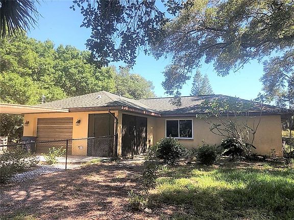 5th image of 2045 Frederick Dr