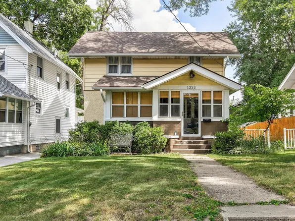 1333 39th St, Des Moines, IA 50311