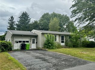 119 Ontario Pl, Liverpool, NY 13088
