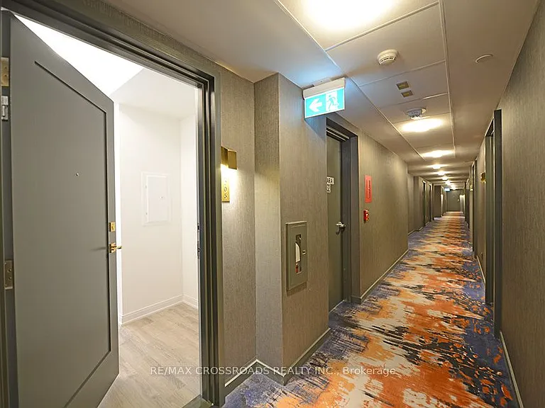 50 Charles St E #3205 — Photo 3