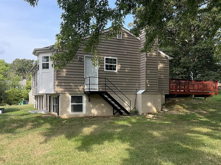 8607 Botley Dr — Photo 21