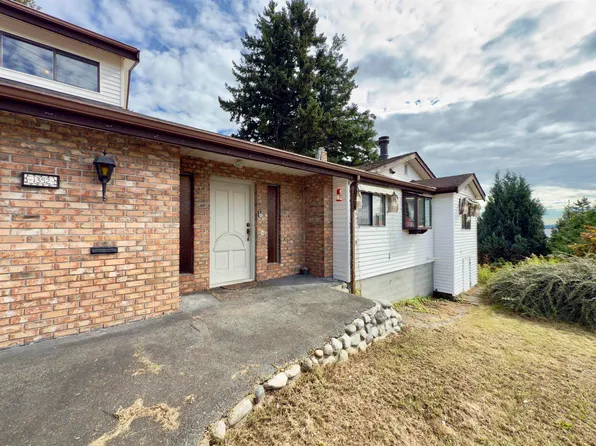1352 Oxford St, White Rock, BC V4B 3R2