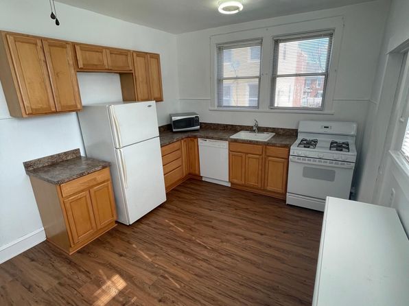 24 N Sylvania Ave APT B