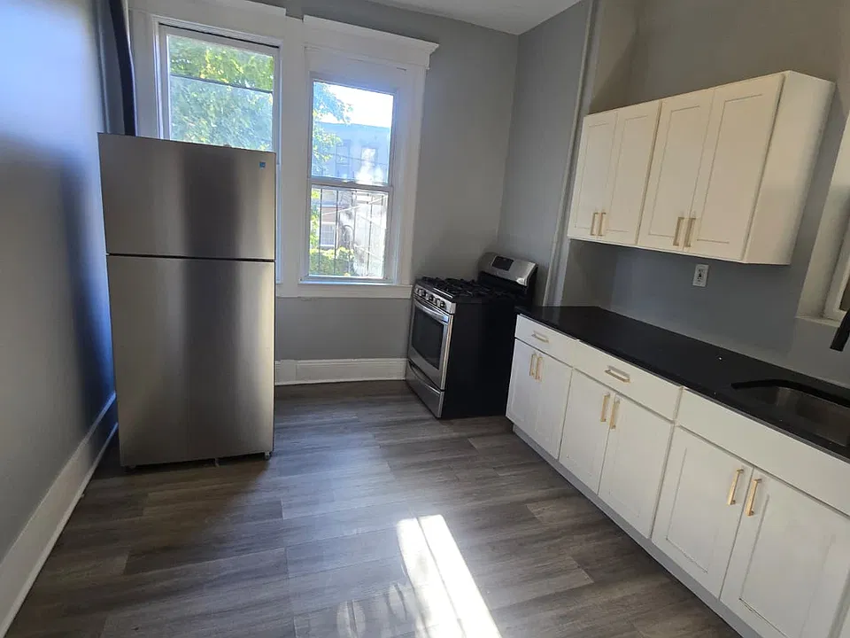 267 Fulton Ave #1A