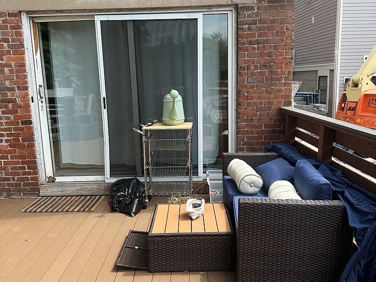 66 Russell St #1 — Photo 29