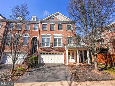 3060 McKinnon Way, Oakton, VA, 22124