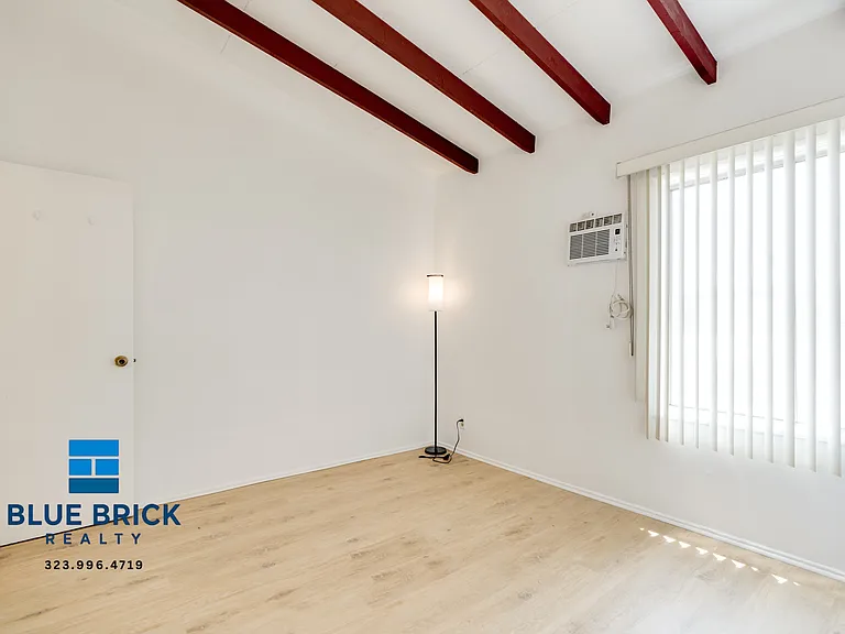 7910 Willis Ave #4 — Photo 4