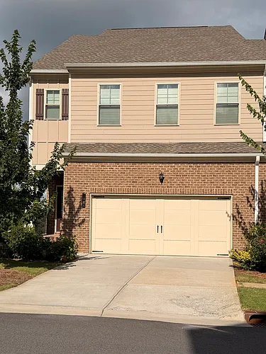 2005 Manor Pointe Dr Photo 1