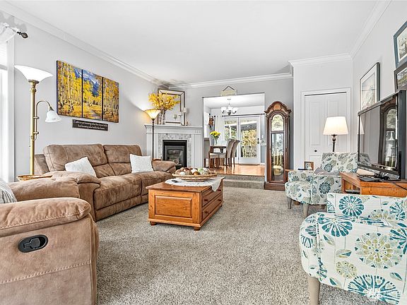 3rd image of 108 Fairside Drive #1