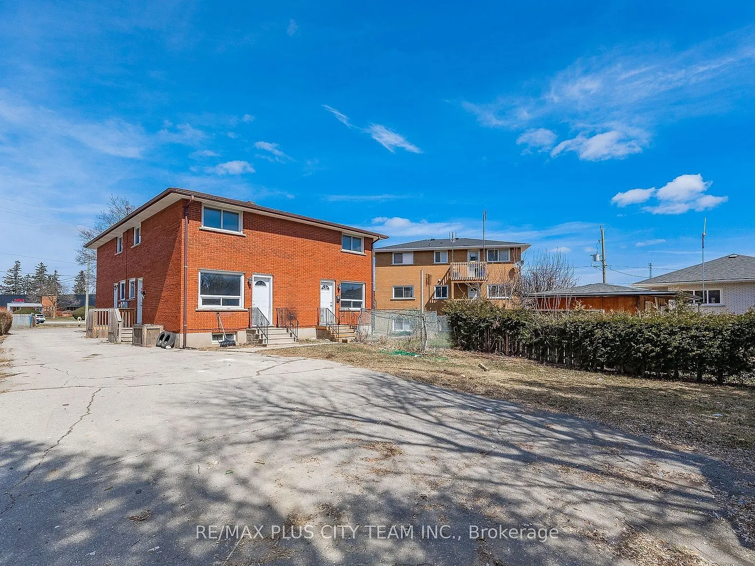 4 bed, $2,450 — Photo 4