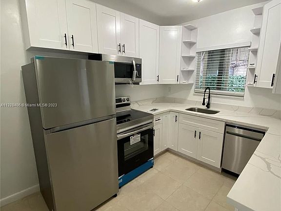 3rd image of 1042 NW 2nd St #1042