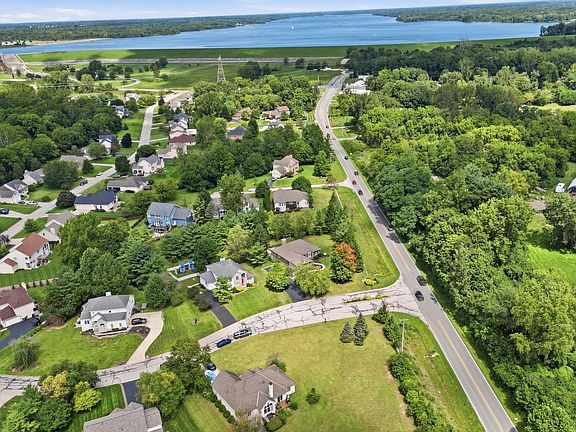 2nd image of 6379 Crystal Valley Dr