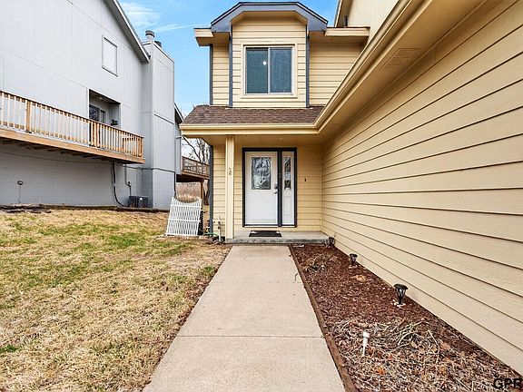 2nd image of 1113 Grenoble Dr
