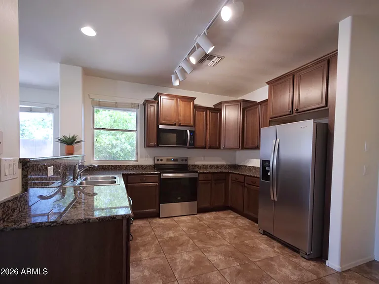 2188 S Heron Ln — Photo 8