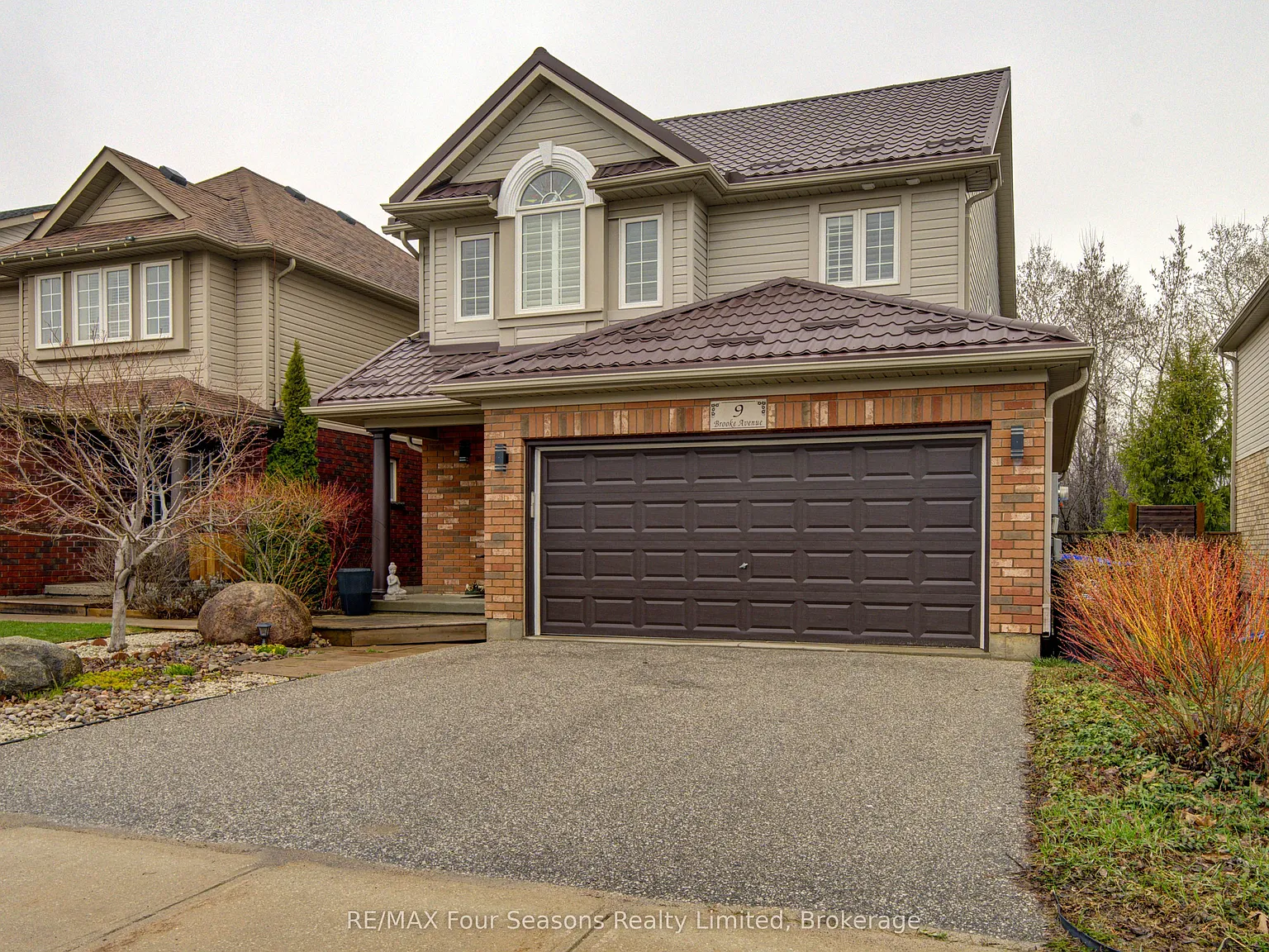 3 bed, $4,500 — Photo 2