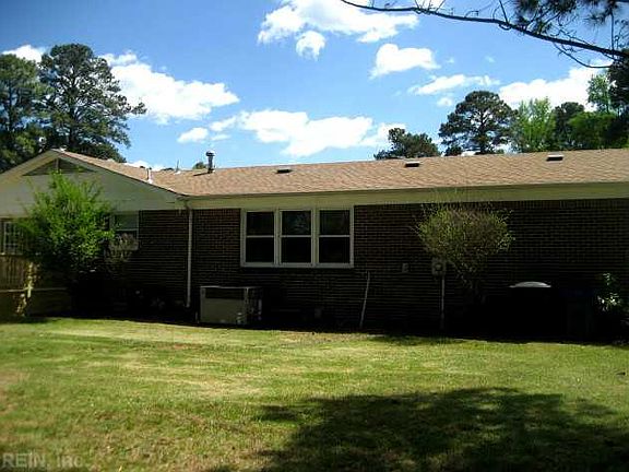 5th image of 1206 Lakeview Dr