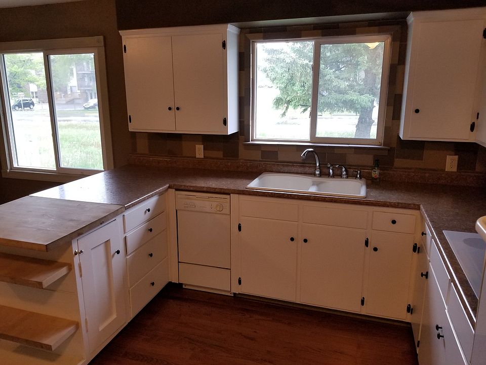 1st image of 1204 3rd St E