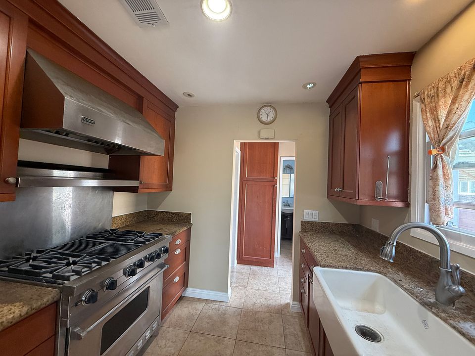 1st image of 626 Broadmoor Ave