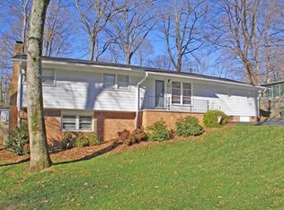 1115 Rustic Rd, Greensboro, NC 27410