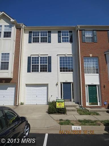 1st image of 204 Chesterbrook Ct