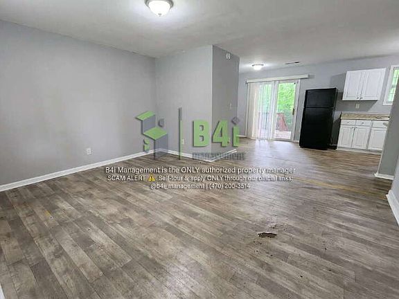 4th image of 324 Macedonia Rd SE