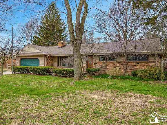 4th image of 1114 Birchwood Dr