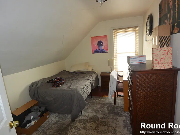 34 Linden St #2 — Photo 11