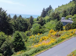 115 NE Spring Ave, Depoe Bay, OR 97341