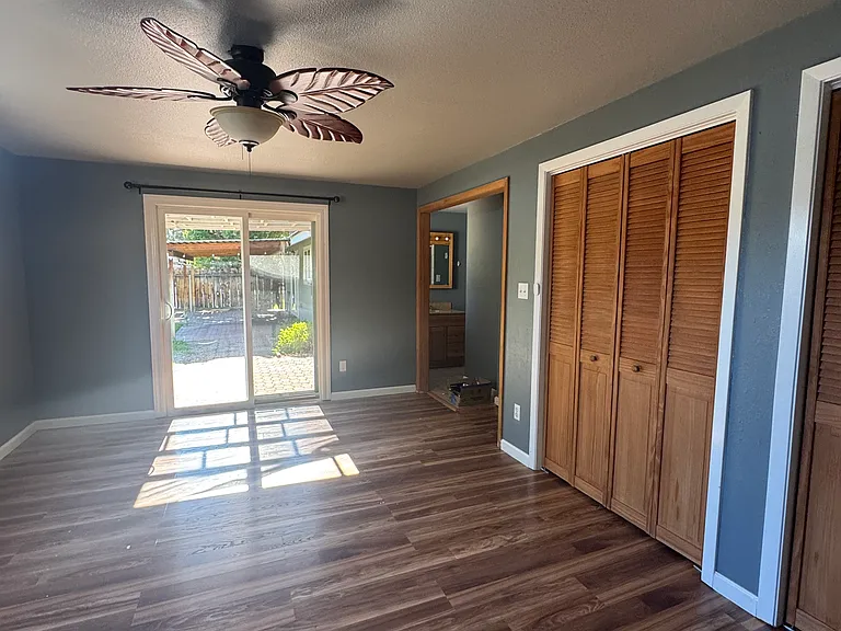 809 Sonoma St — Photo 12