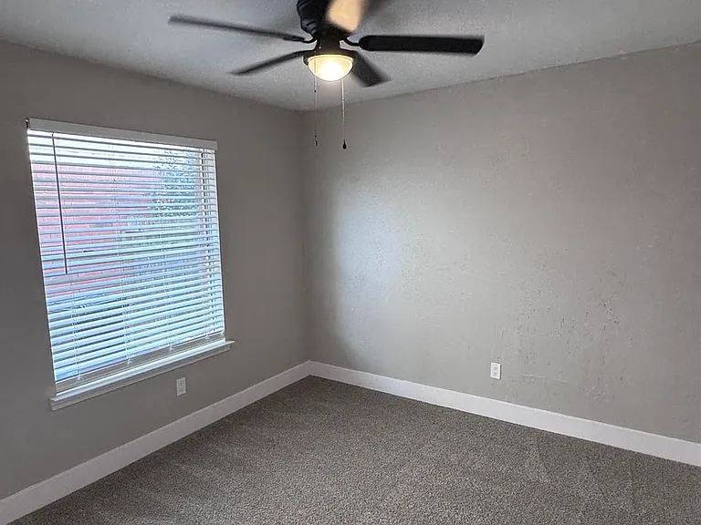7722 Covington Dr — Photo 6