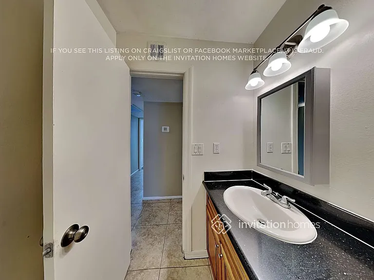 1319 S Pomeroy — Photo 16