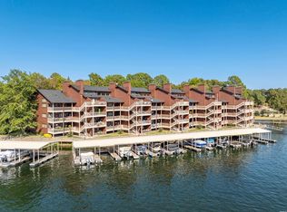 142 Lake Hamilton Dr APT 207, Hot Springs National Park, AR 71913