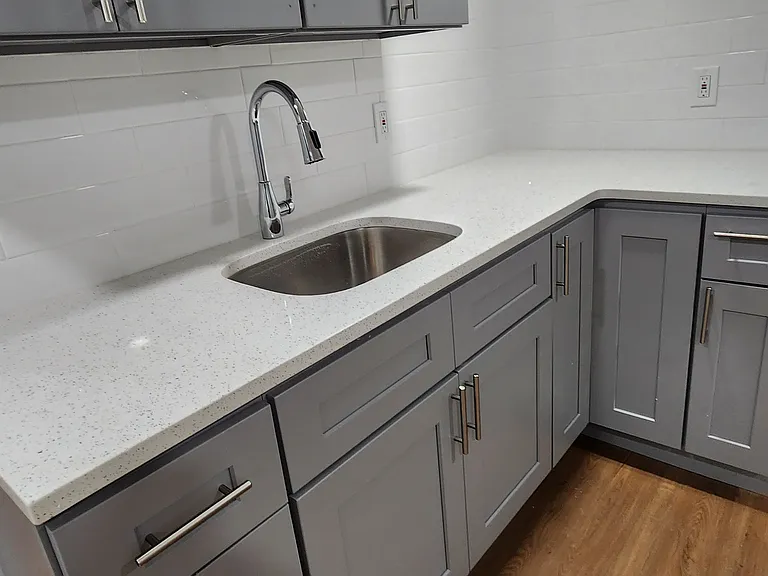 295 Travis Ave — Photo 3