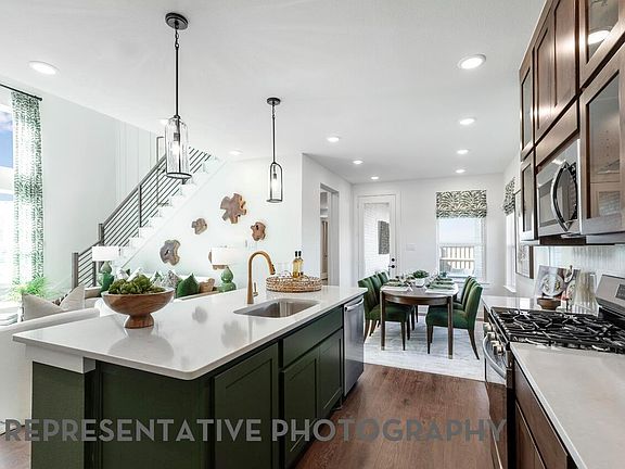 3rd image of 3431 Loam Ln