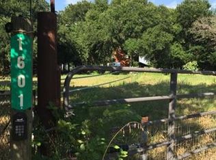 1601 Woodview Dr, Alvarado, TX 76009
