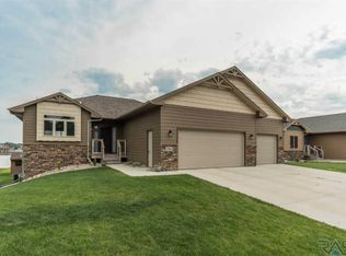 3504 S Infield Ave, Sioux Falls, SD 57110
