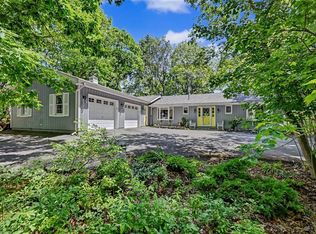129 Wagoner Ln, Hawley, PA 18428