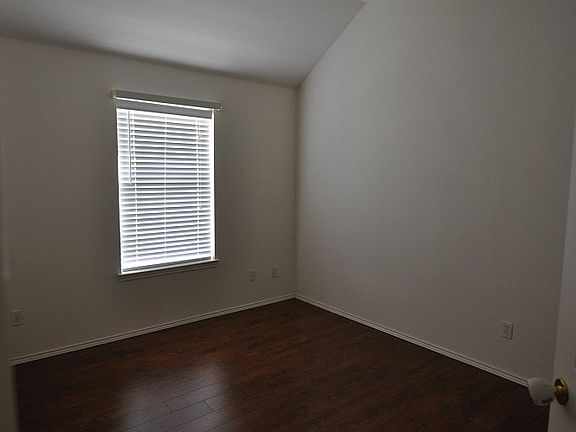 4th image of 3420 Pueblo Dr