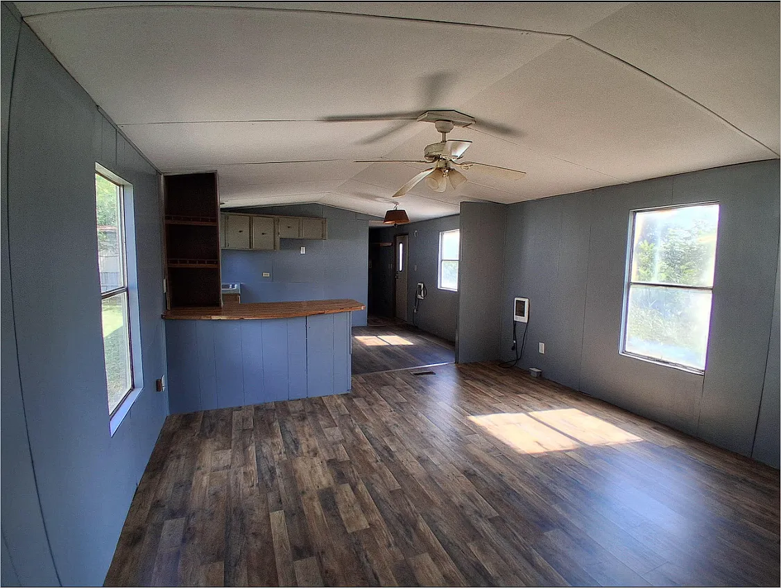 2 bed, 780 sqft, $775 — Photo 3