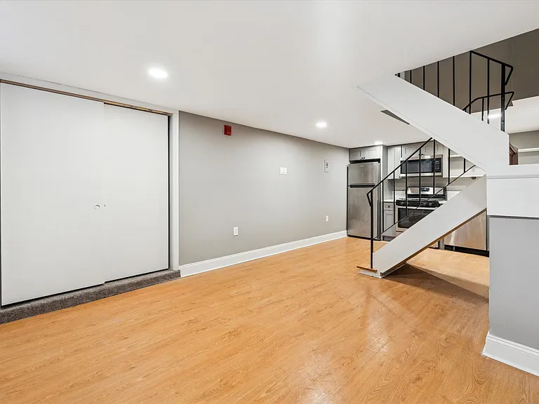 2034 Mount Vernon St #1F — Photo 9