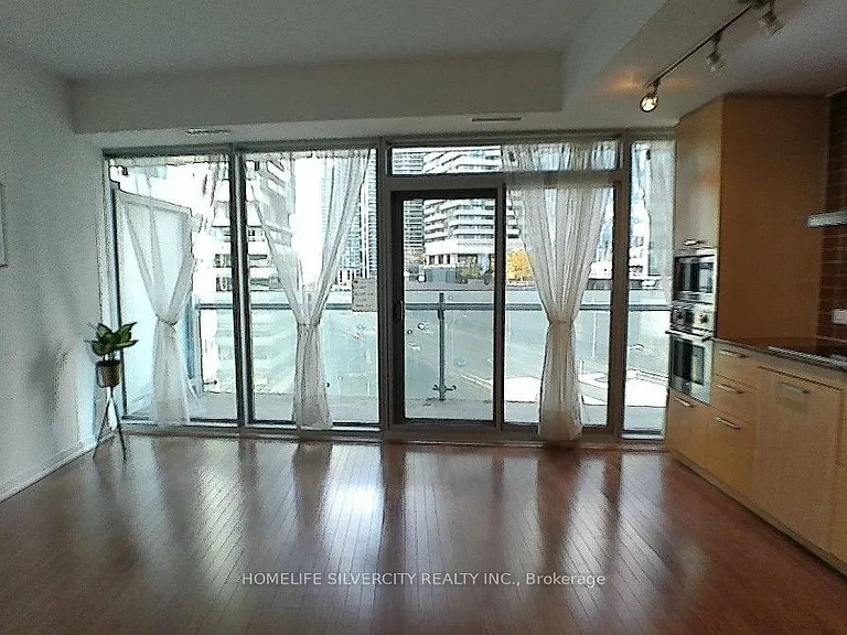 12 York St #601 — Photo 7